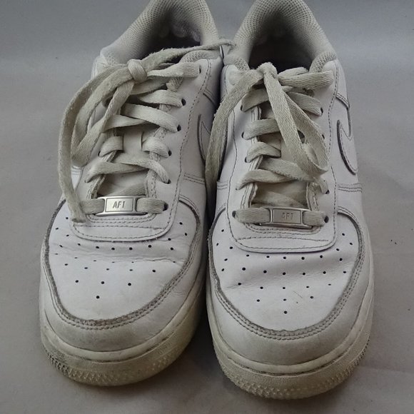 Nike Air Force 1 LE - "Triple White" - Size 7Y Kids' Sneakers {USED} - Picture 3 of 6